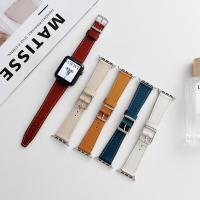 Apple Watch Series 7  41mm 四方扣平紋皮錶帶